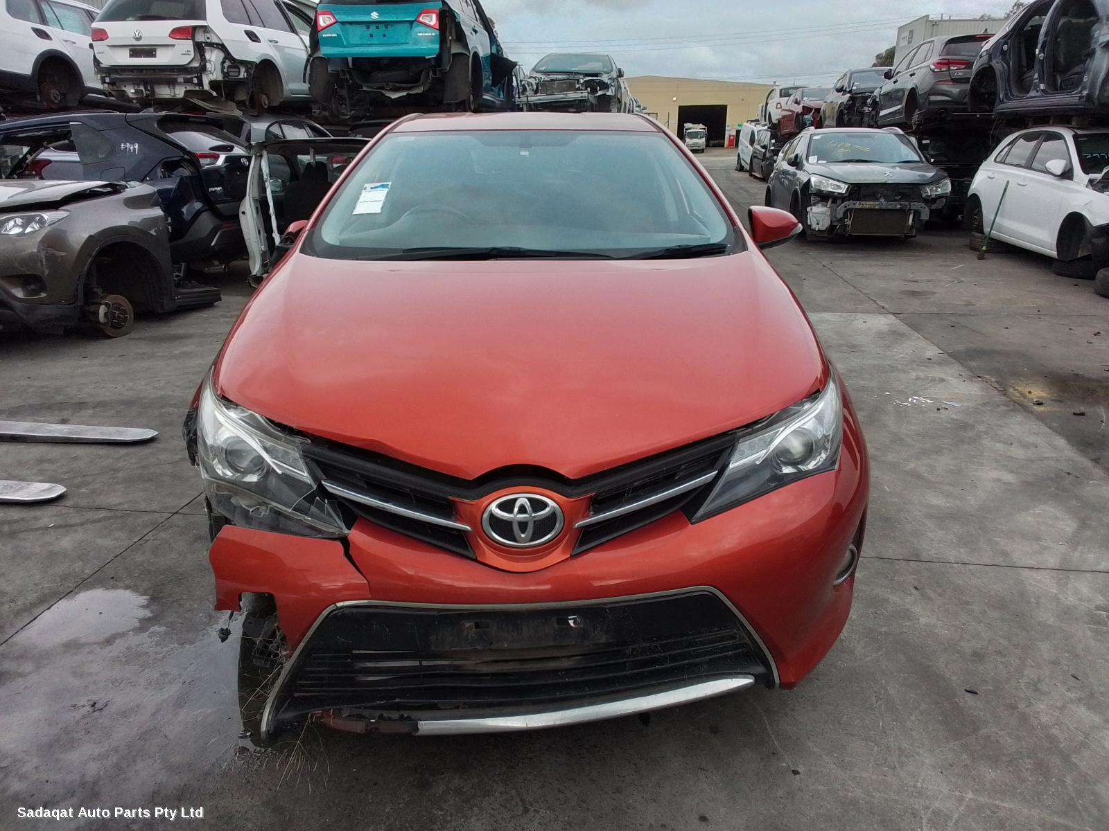 Toyota Corolla Bonnet Hinge/strut