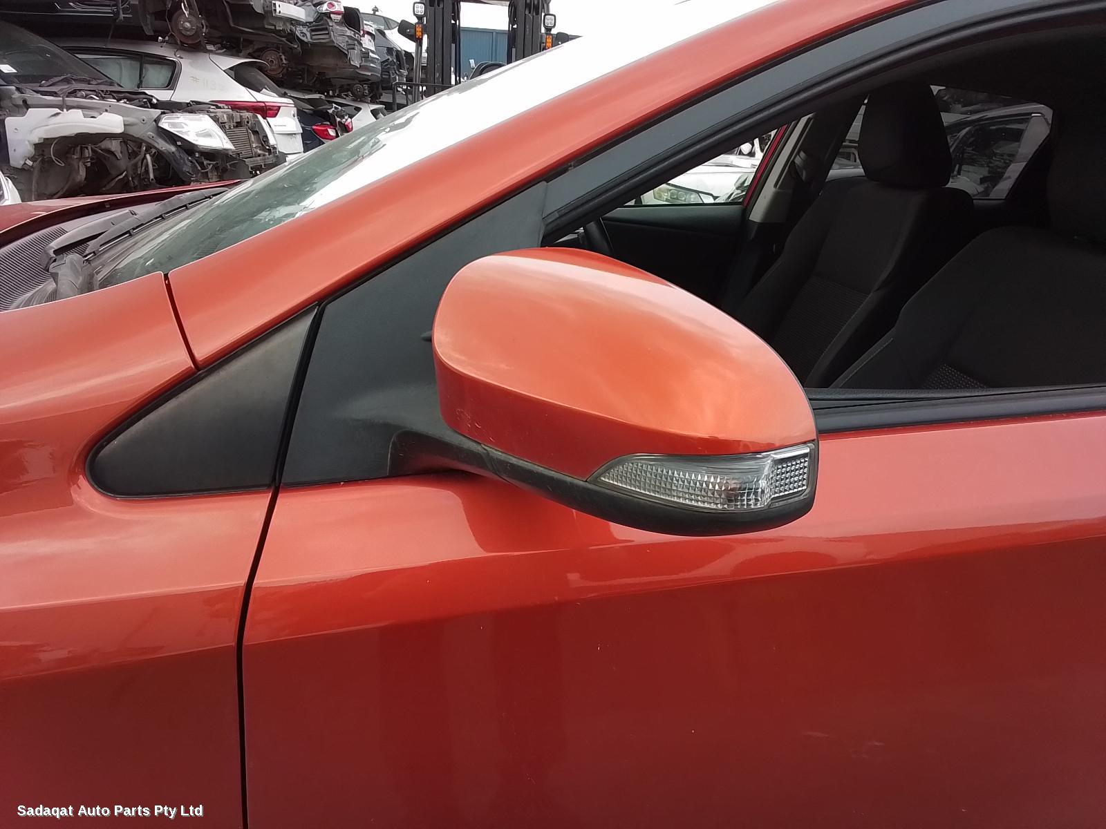 Toyota Corolla Bonnet Hinge/strut