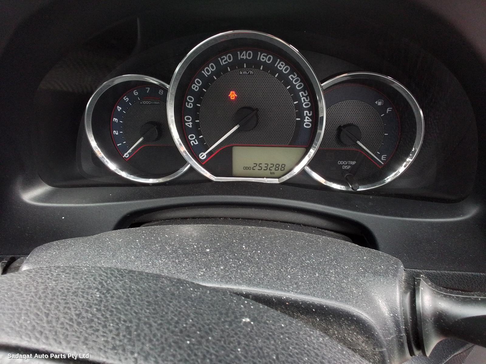 Toyota Corolla Bonnet Hinge/strut