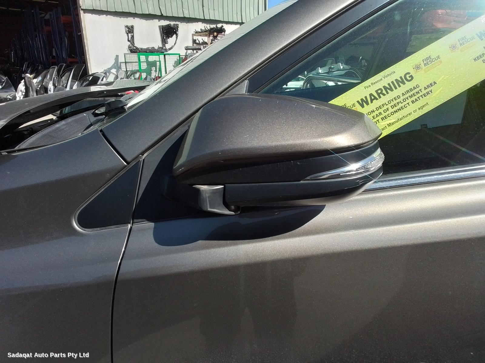 Toyota Rav4 Left Door Mirror