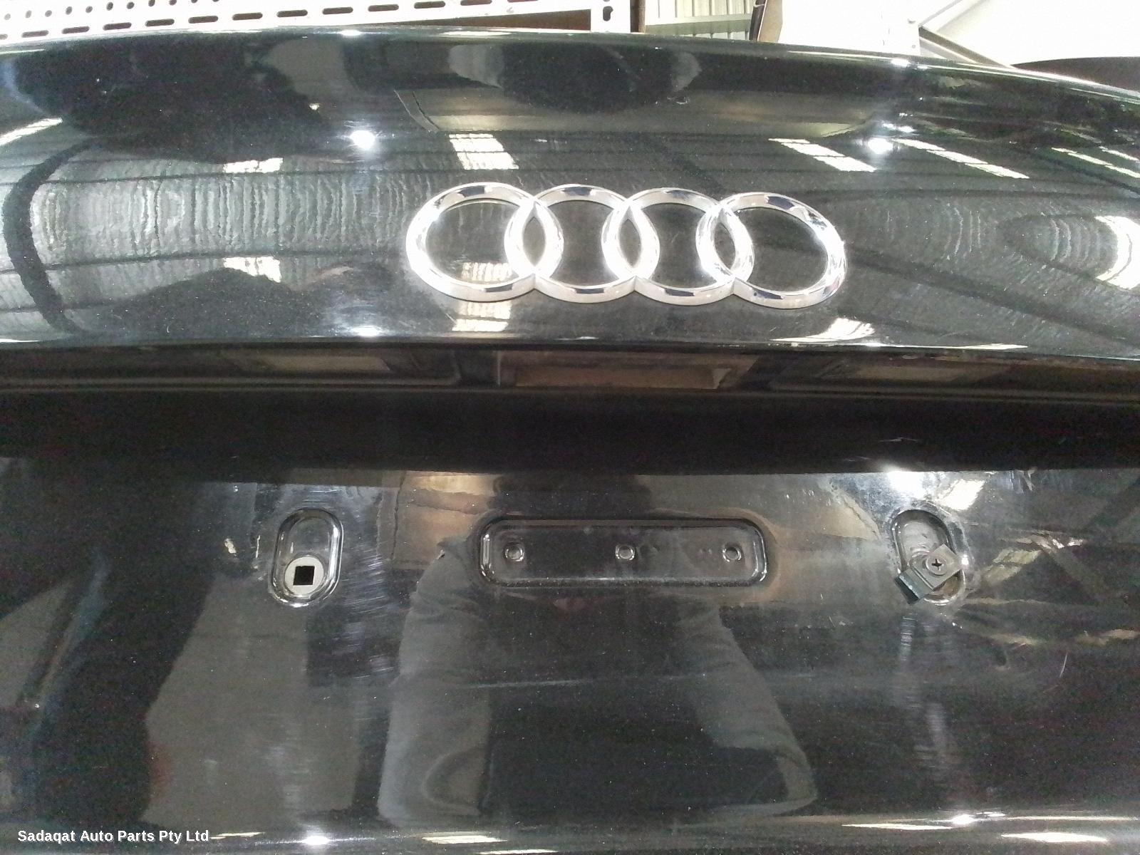 Audi A4 Bootlid/tailgate