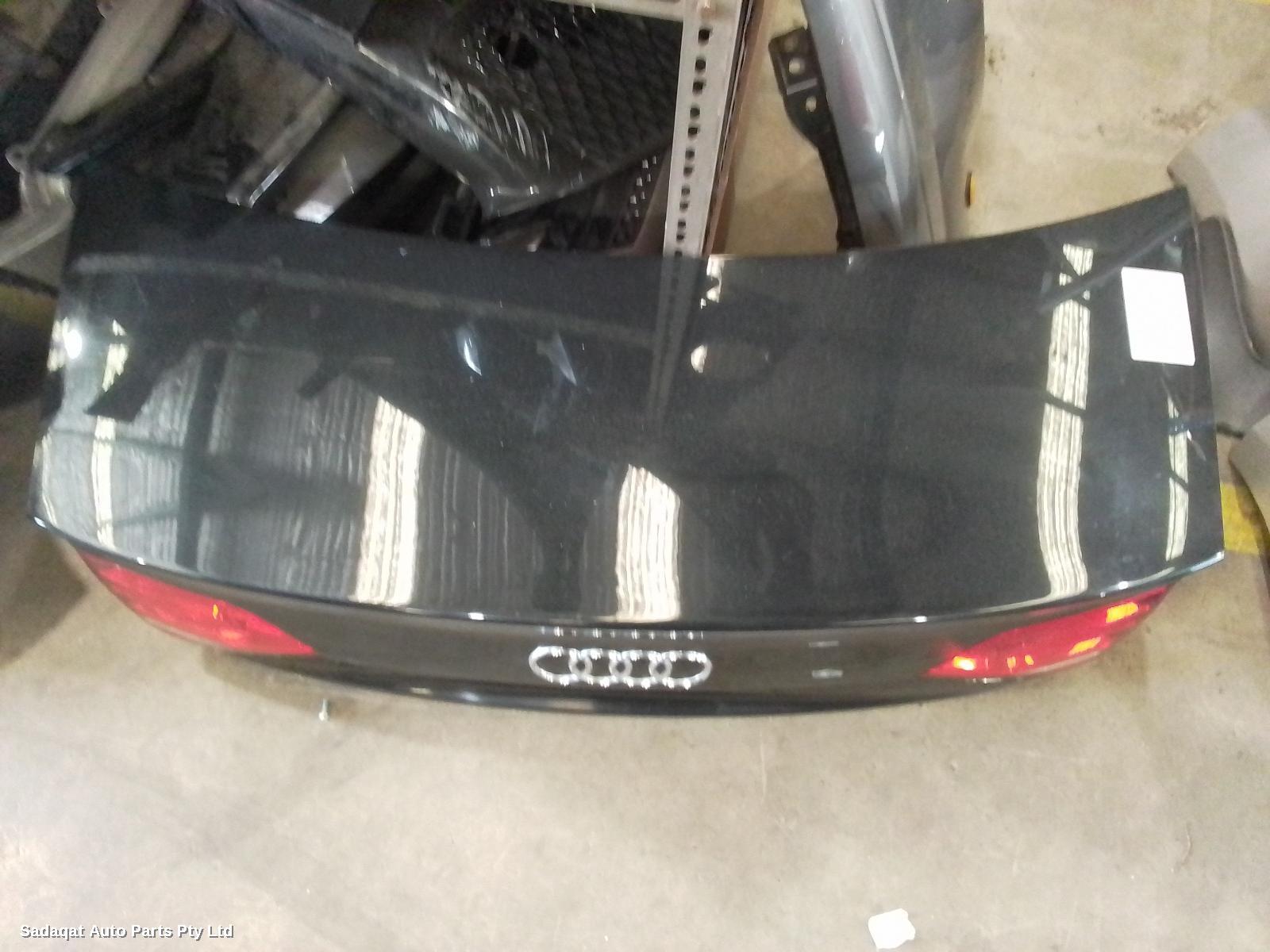 Audi A4 Bootlid/tailgate