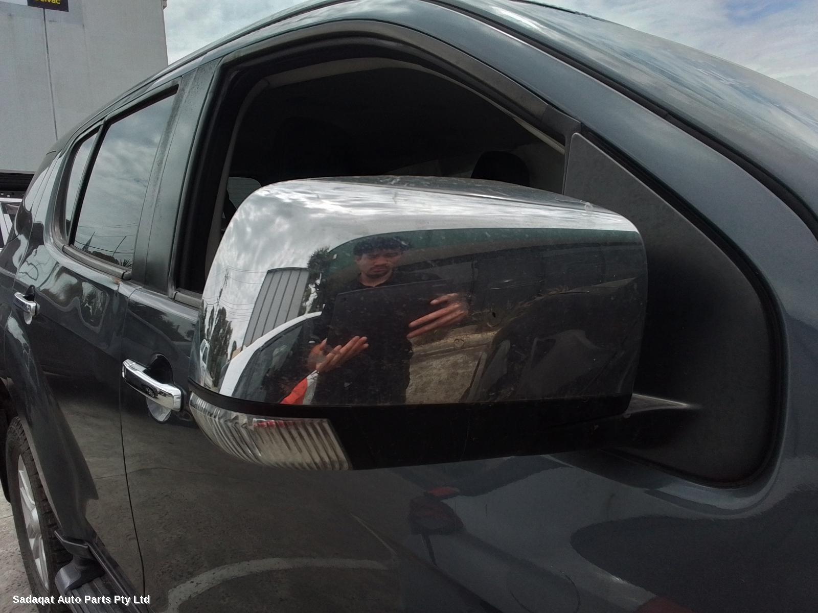 Isuzu Mu-x Instrument Cluster