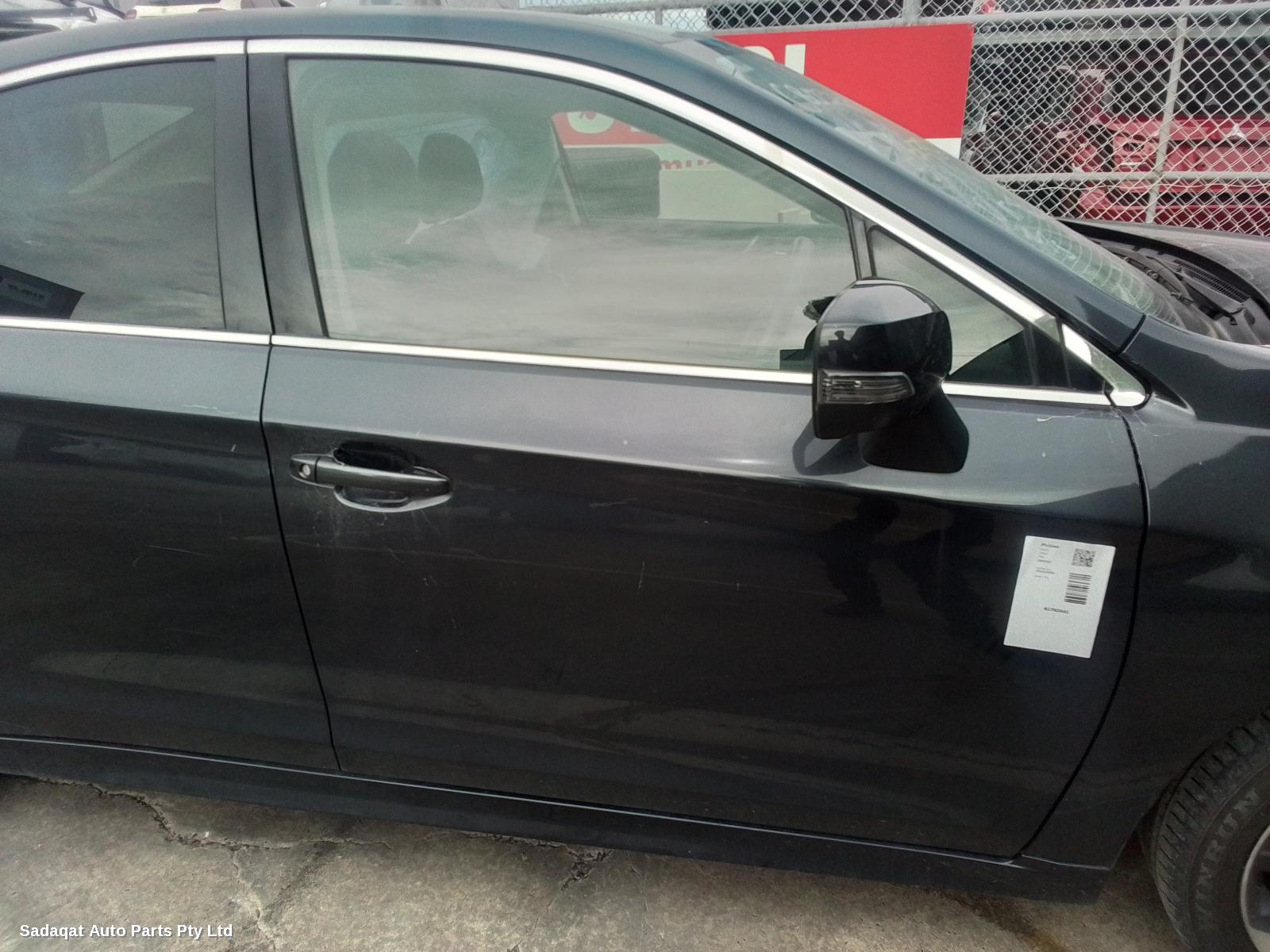 Subaru Liberty Right Front Door