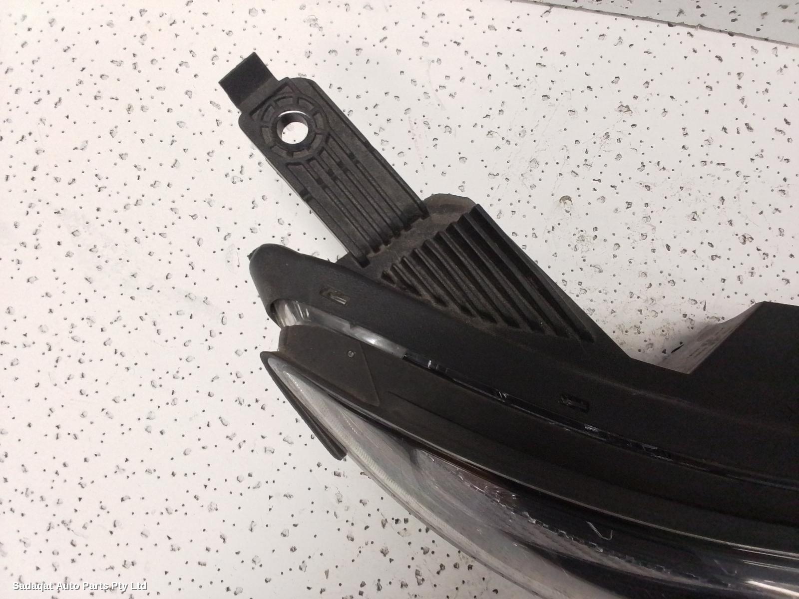 Hyundai Kona Right Indicator/fog/side