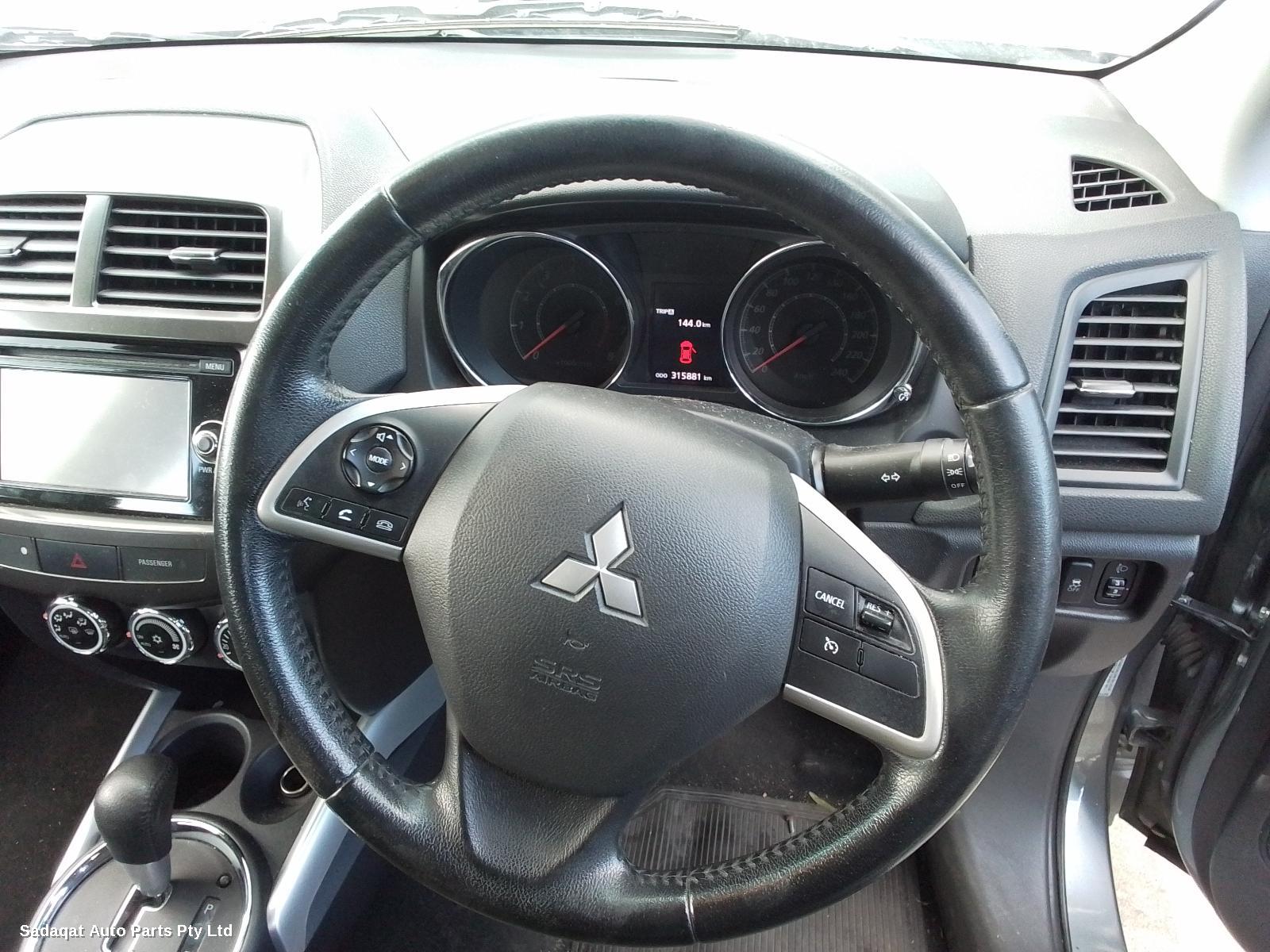 Mitsubishi Asx Left Taillight