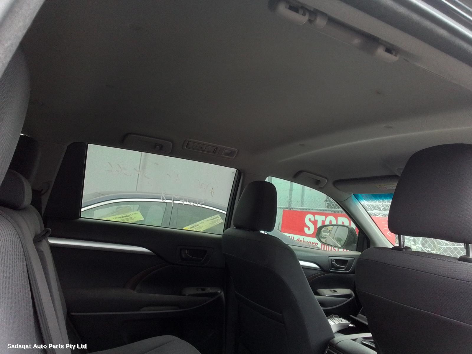 Toyota Kluger Right Door Mirror