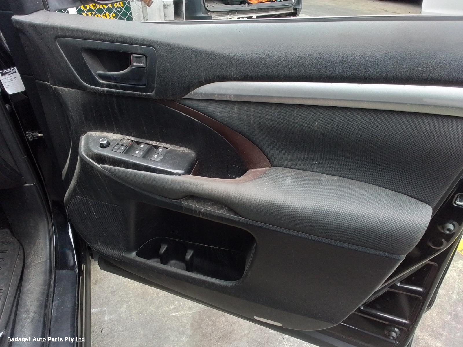 Toyota Kluger Right Door Mirror