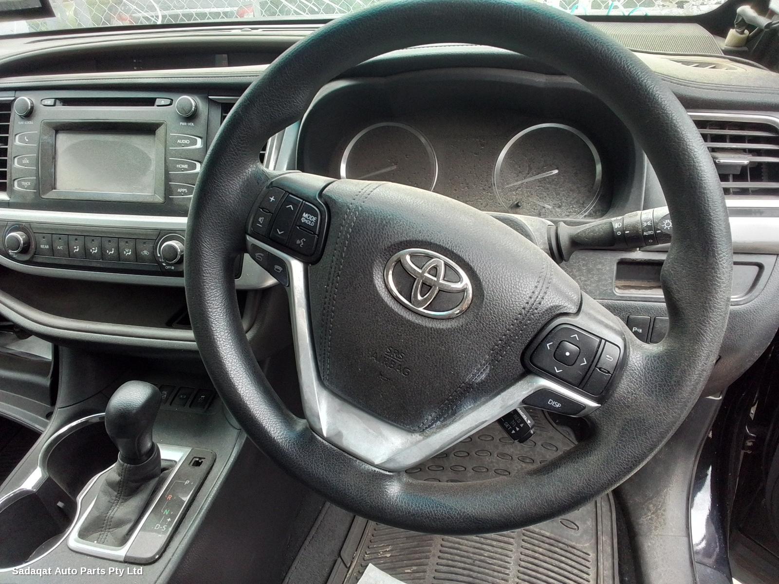 Toyota Kluger Right Door Mirror