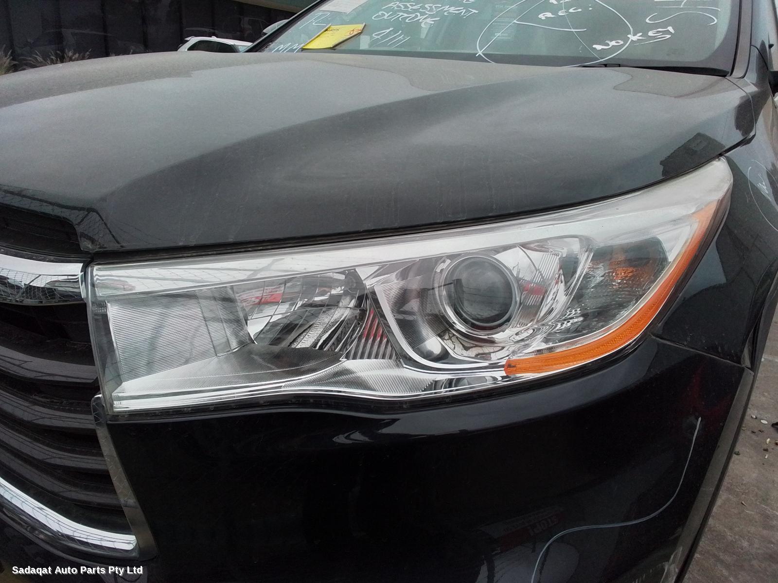 Toyota Kluger Right Door Mirror