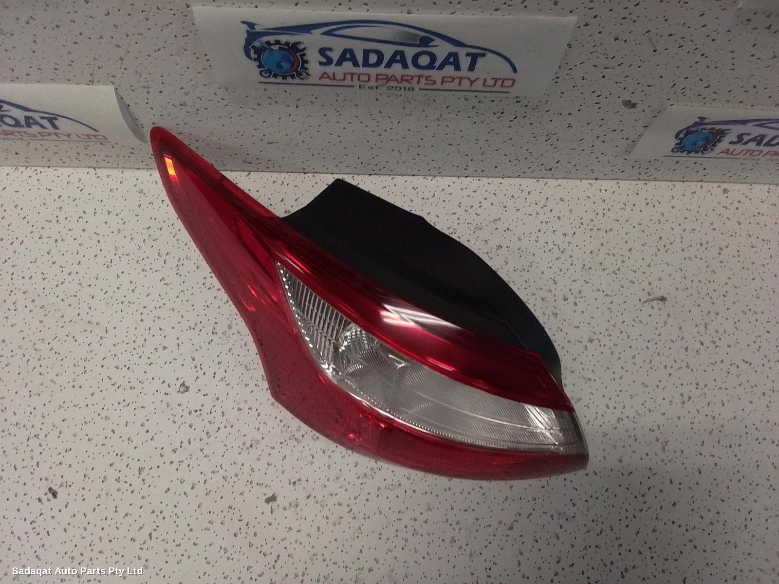 Ford Focus Left Taillight