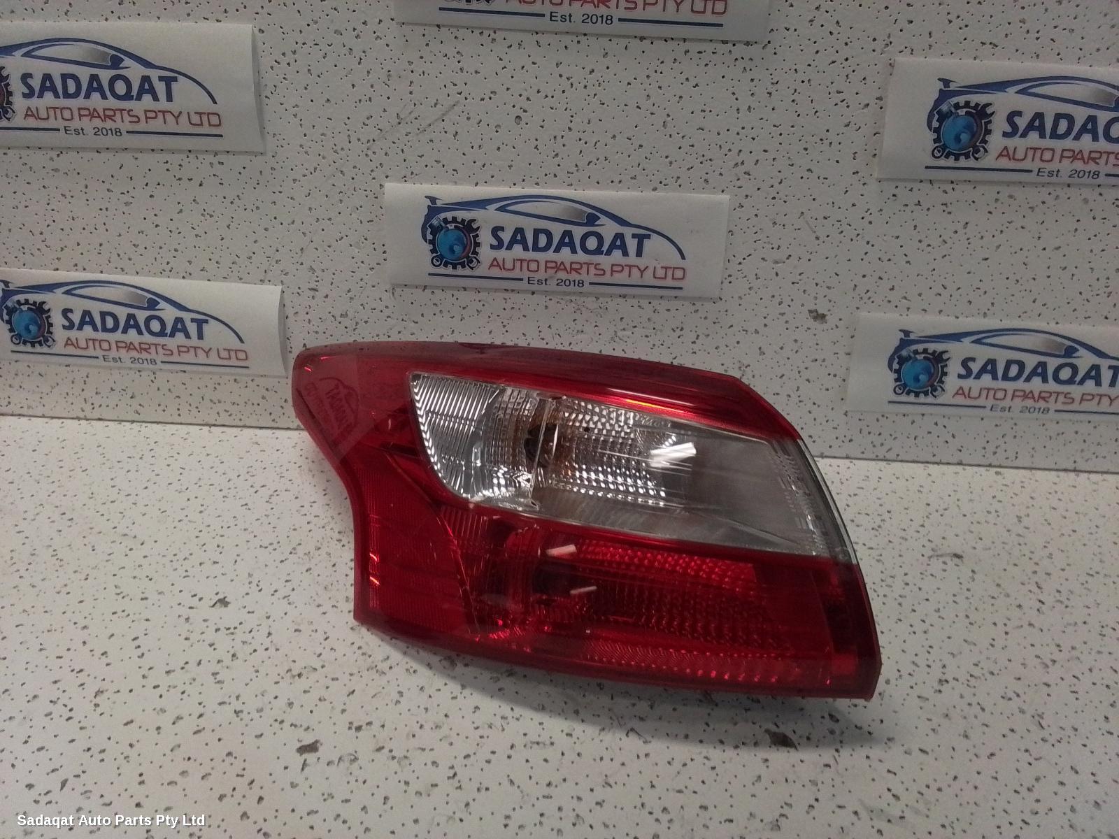 Ford Focus Left Taillight
