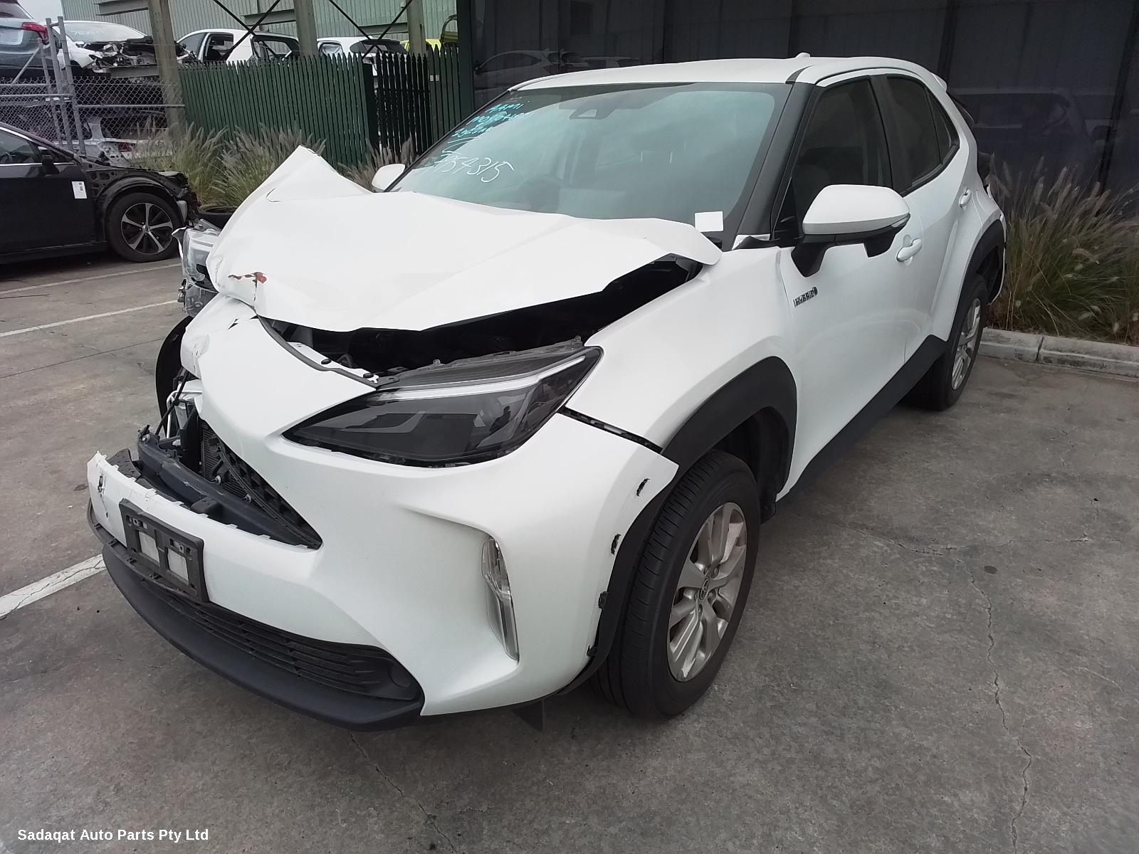 Toyota Yaris Cross Seatbelt/stalk