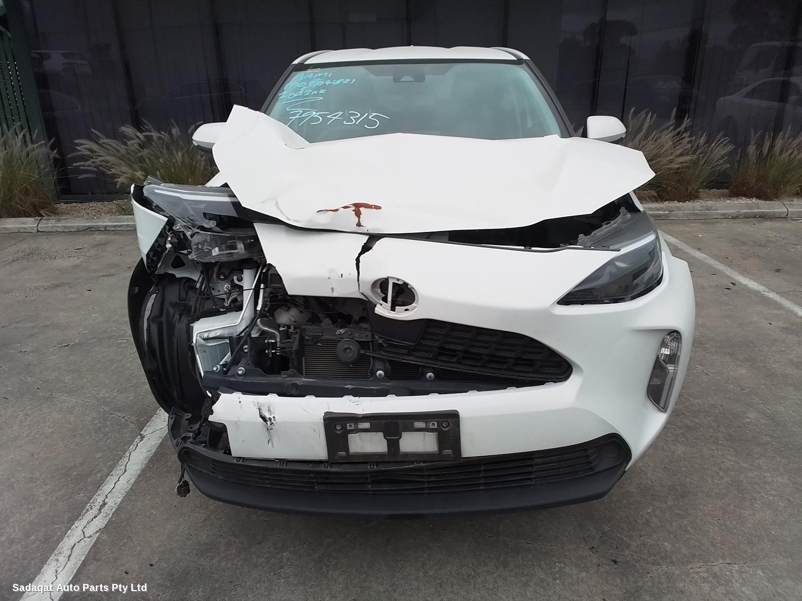 Toyota Yaris Cross Seatbelt/stalk