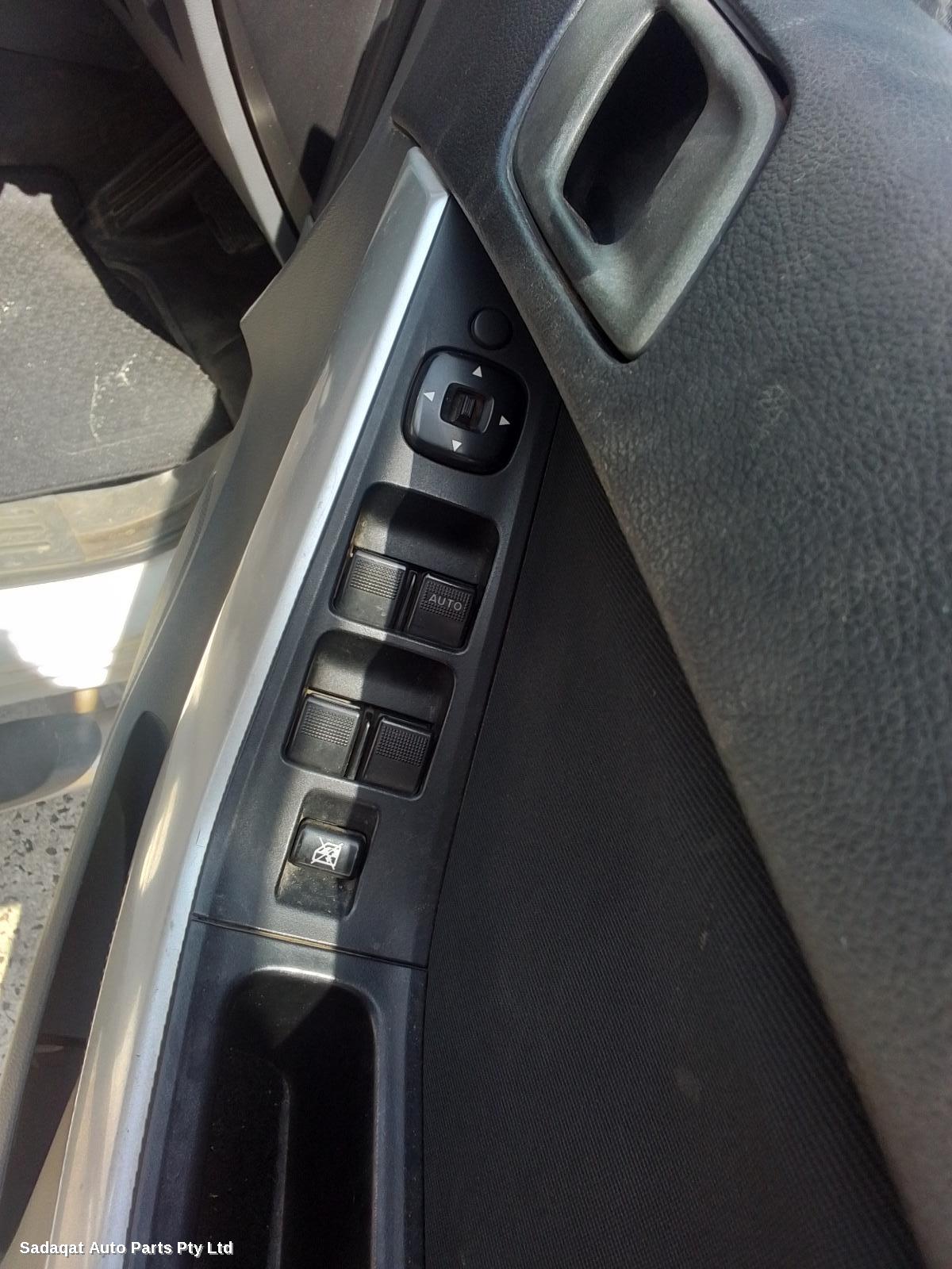 Mazda Bt50 Right Guard