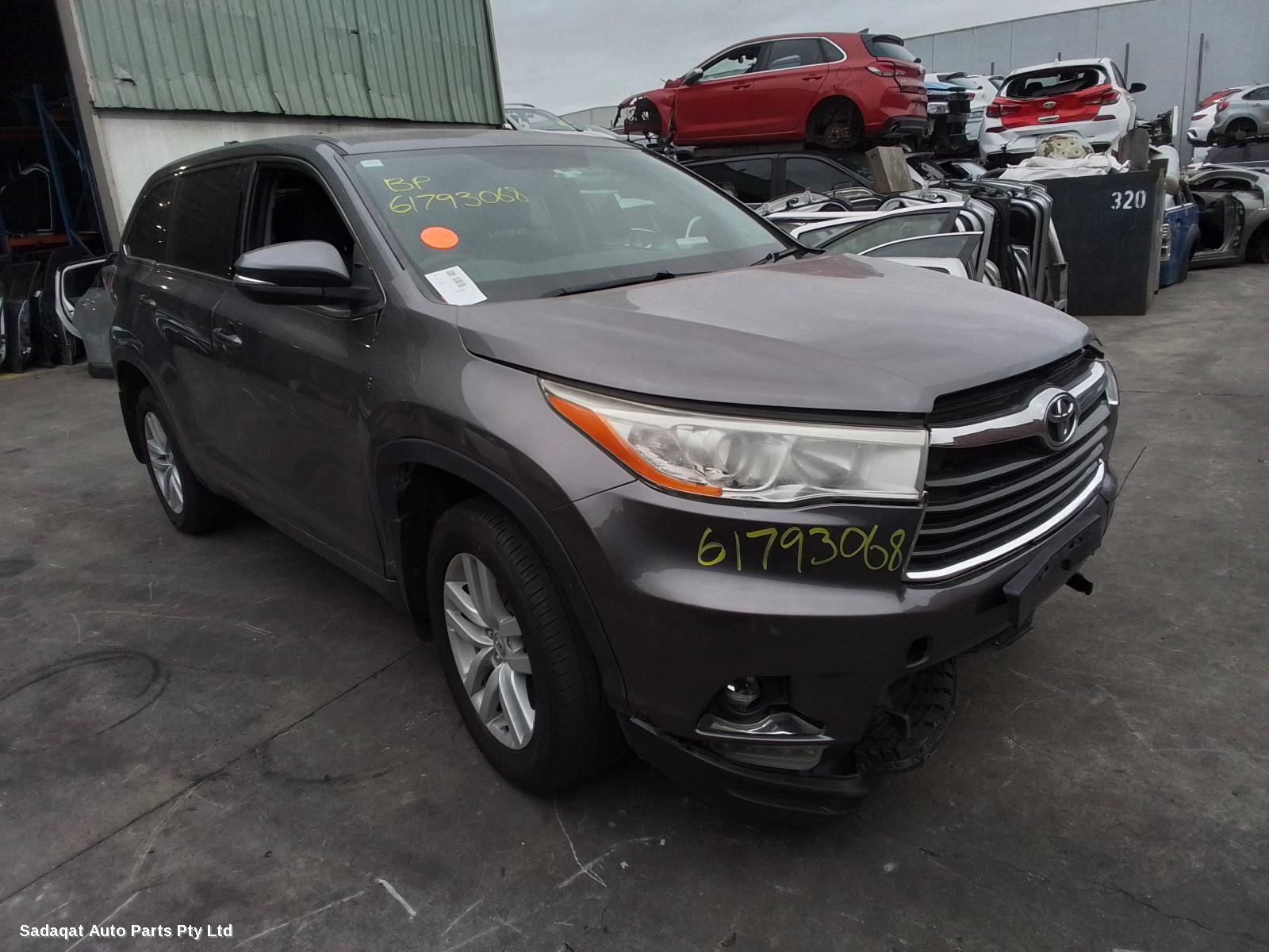 Toyota Kluger Towbar