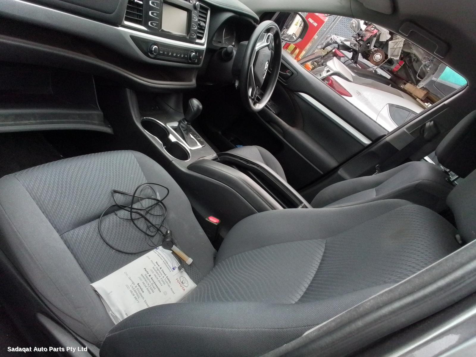 Toyota Kluger Towbar