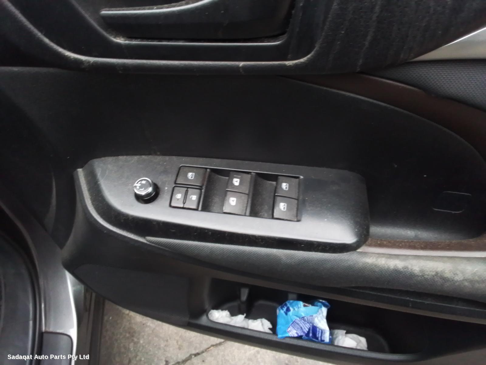 Toyota Kluger Towbar