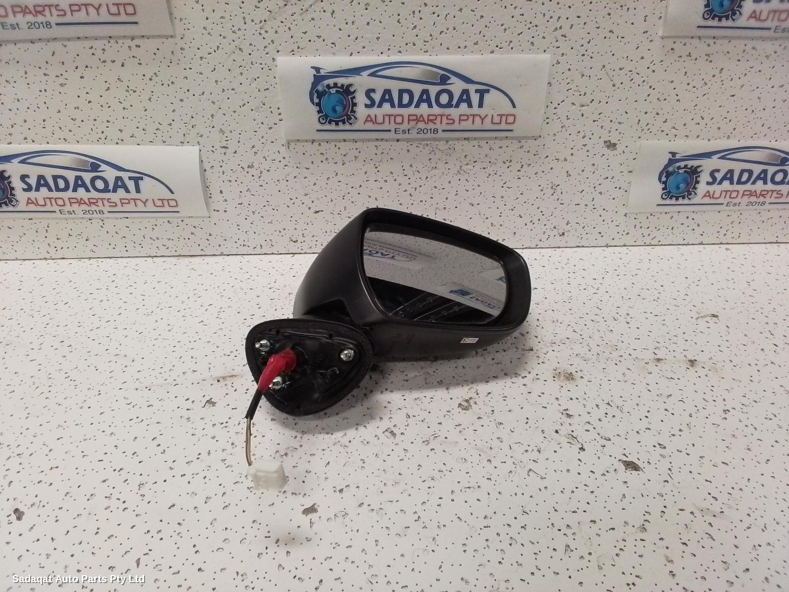 Suzuki Ignis Right Door Mirror