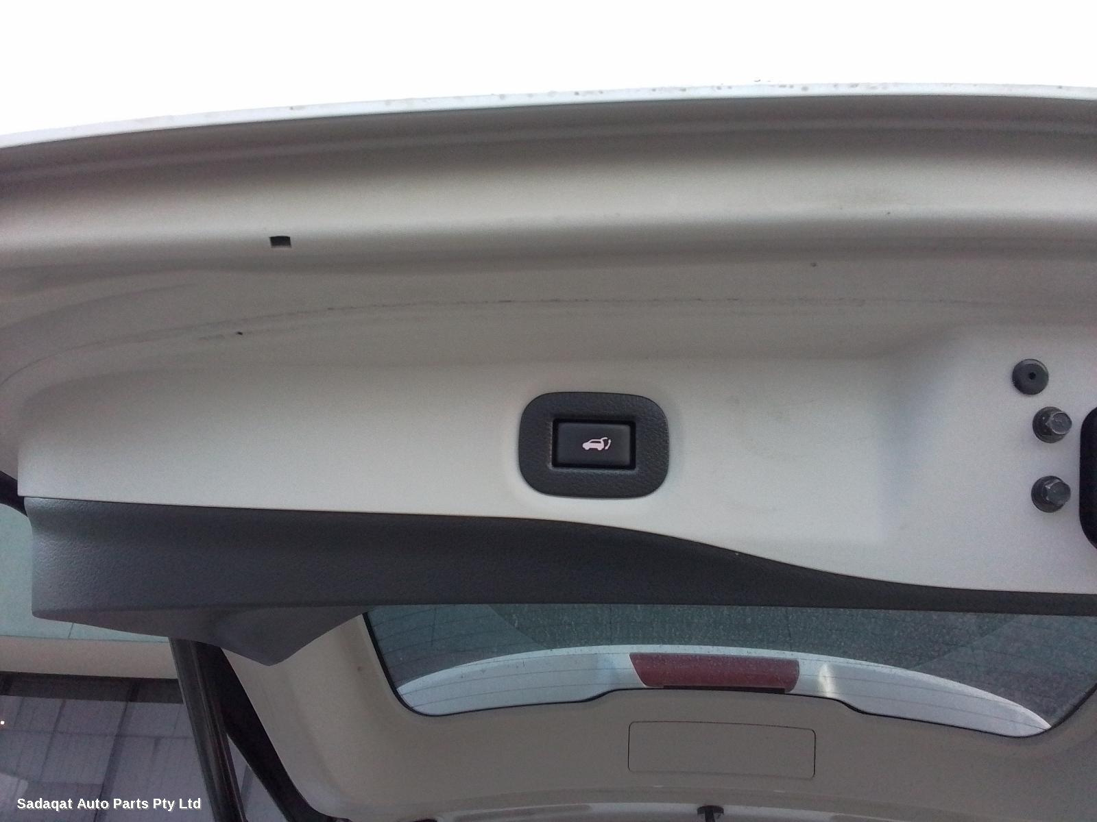 Nissan Xtrail Right Front Door