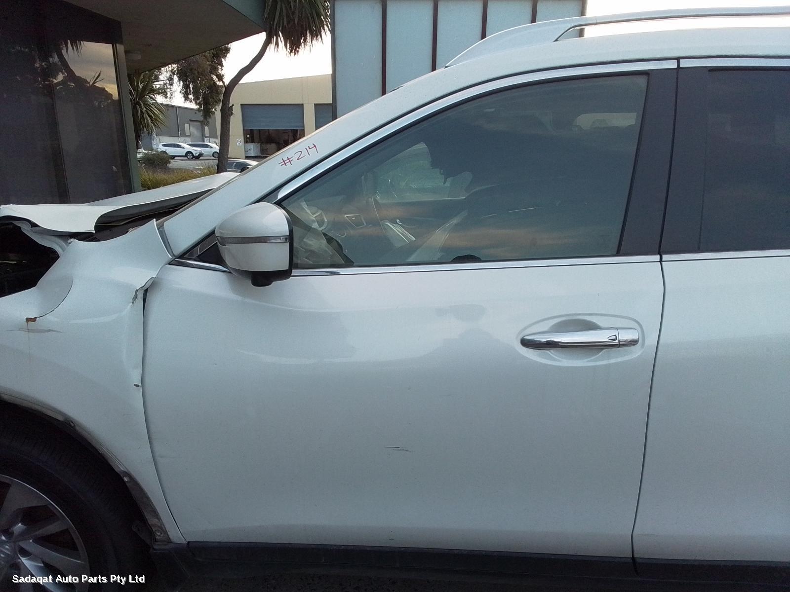 Nissan Xtrail Right Front Door