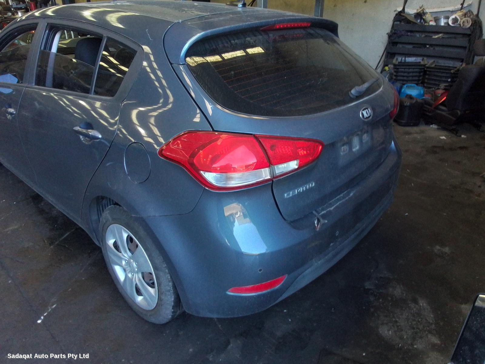 Kia Cerato Right Guard