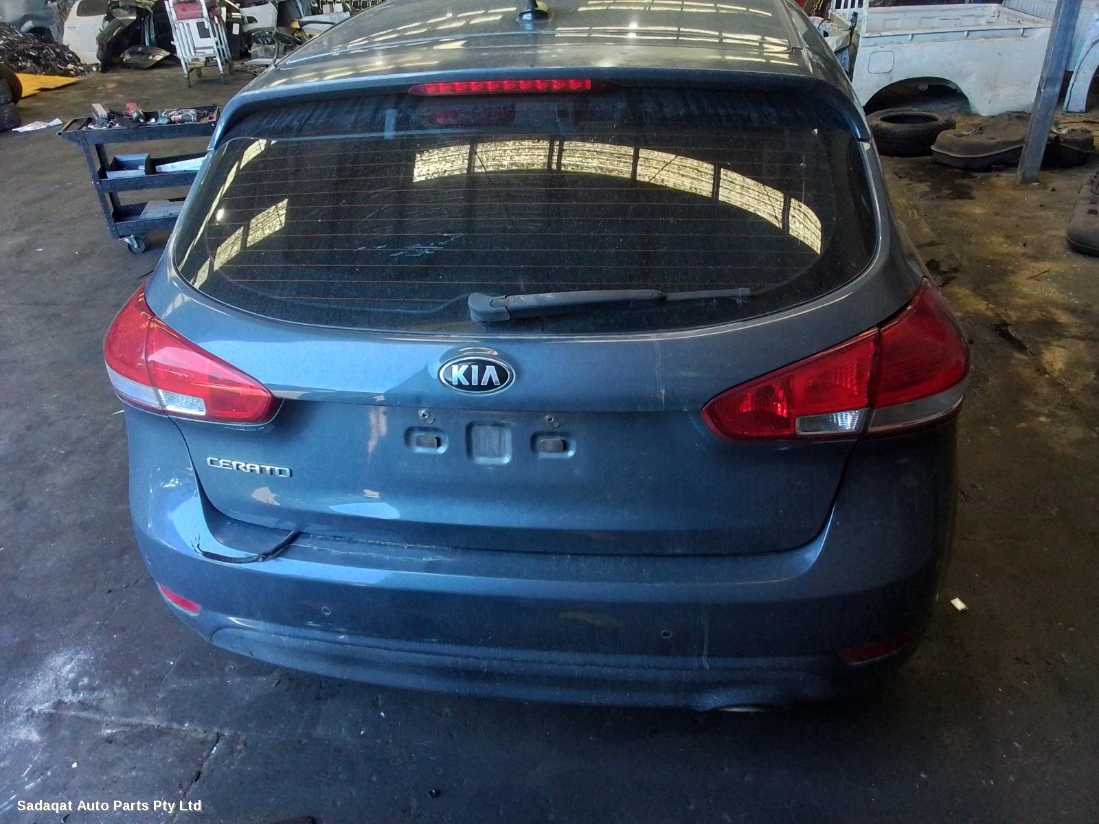 Kia Cerato Right Guard