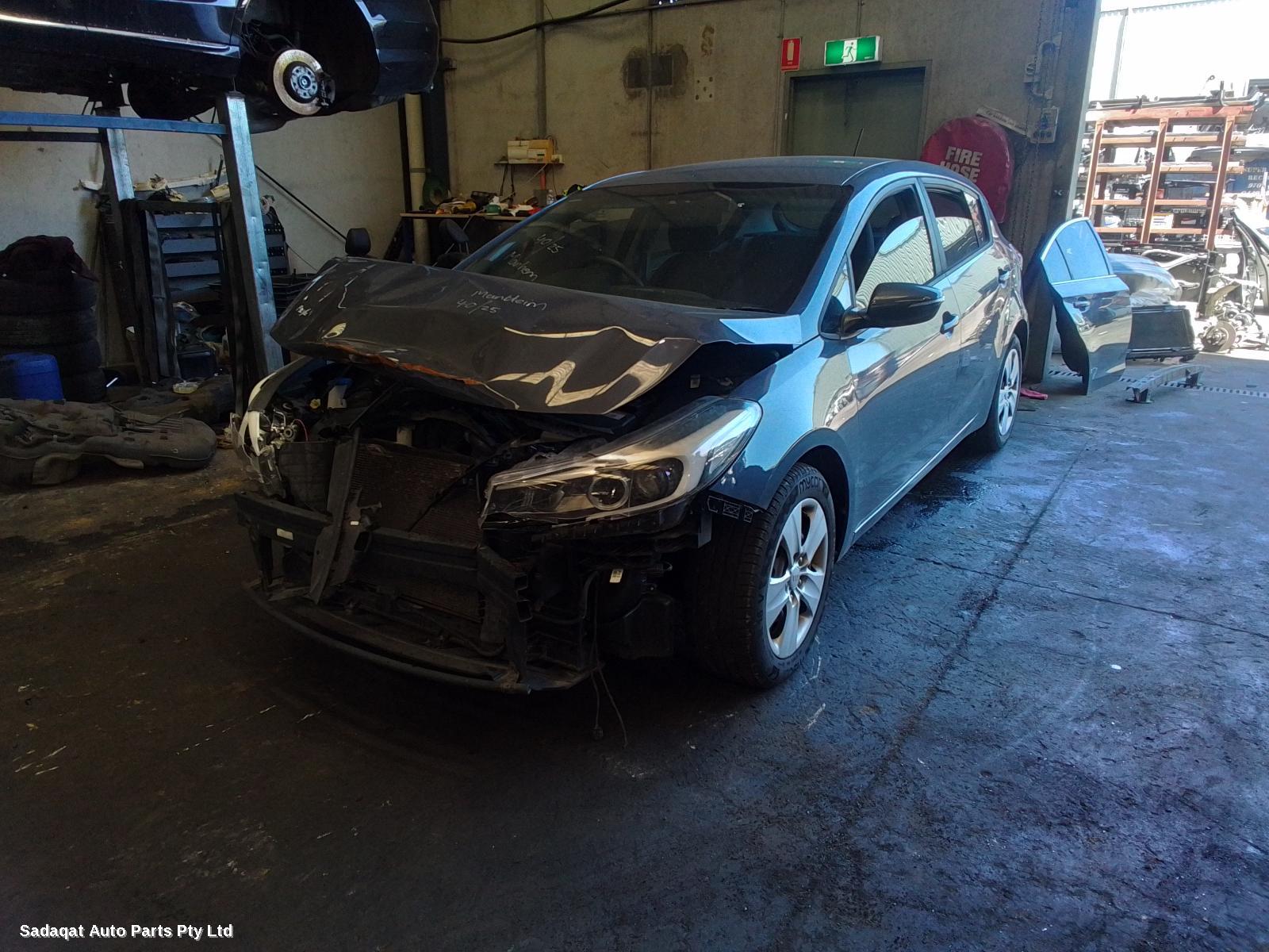 Kia Cerato Right Guard