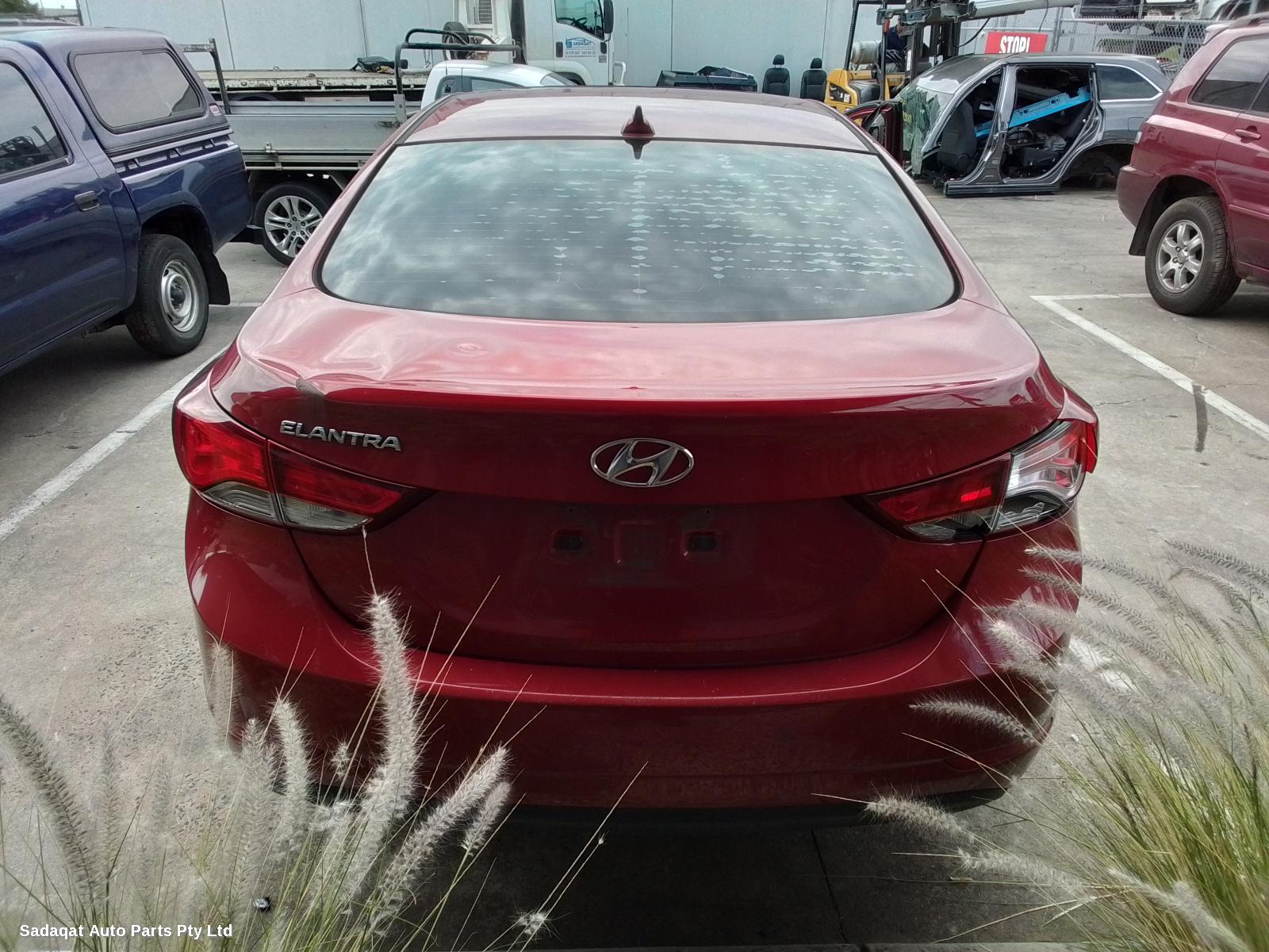 Hyundai Elantra Right Door Mirror