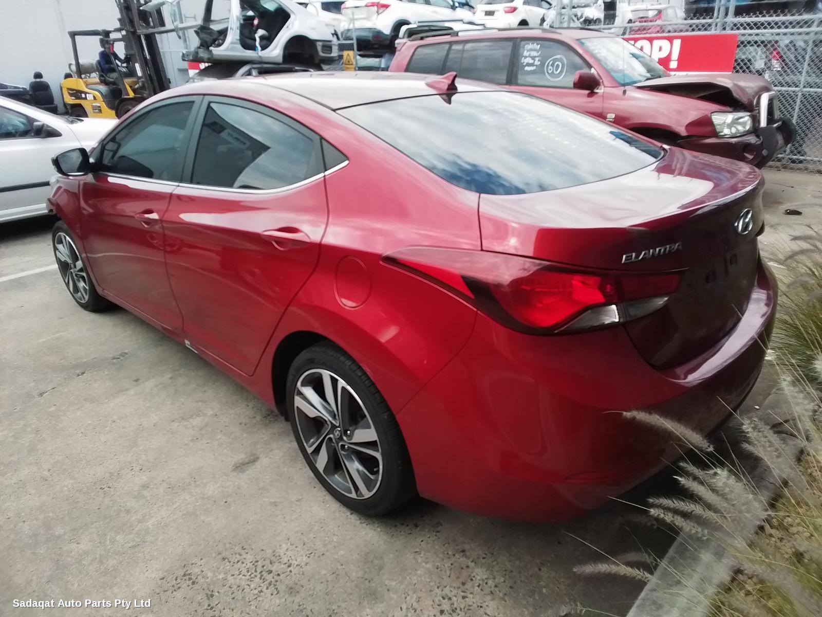 Hyundai Elantra Right Door Mirror