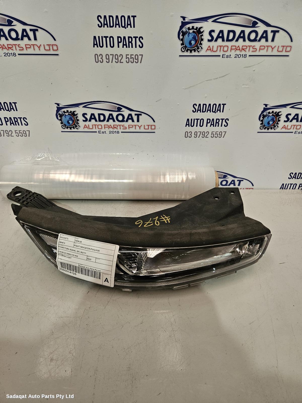 Hyundai Venue Right Indicator/fog/side