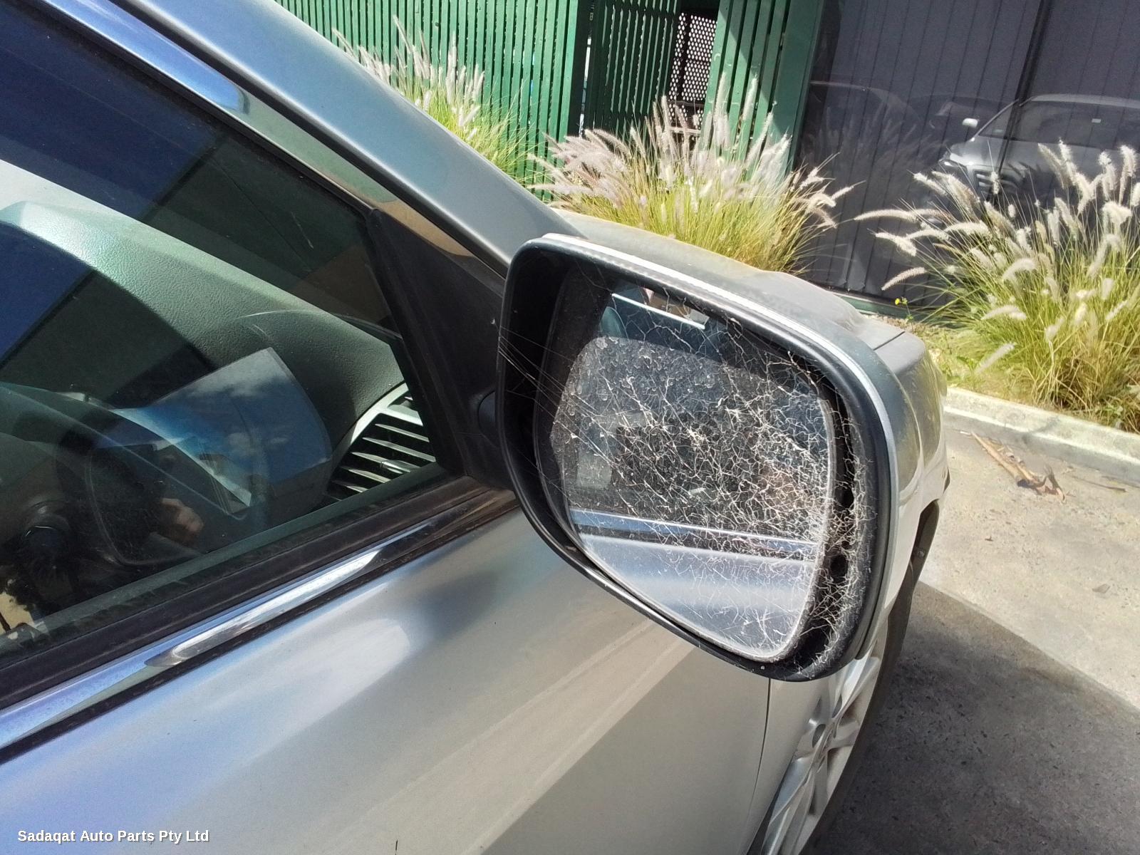 Toyota Camry Right Door Mirror