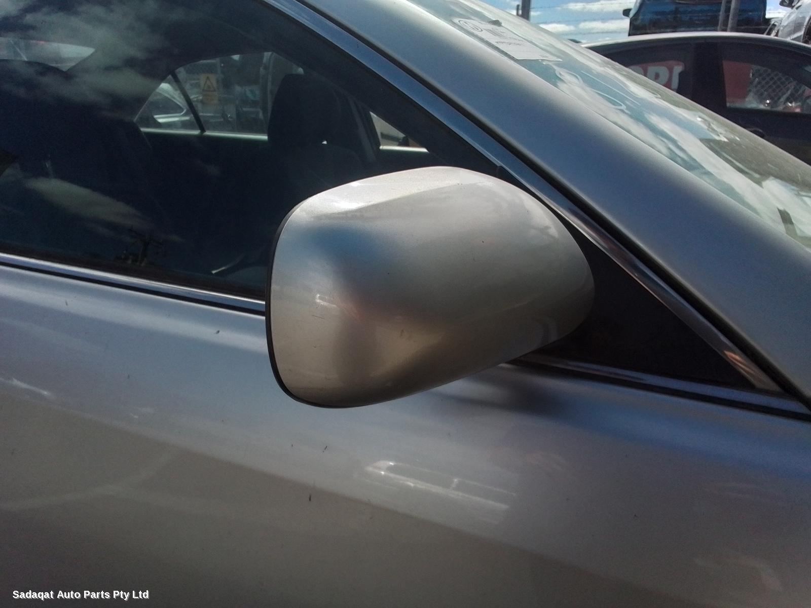 Toyota Camry Right Door Mirror