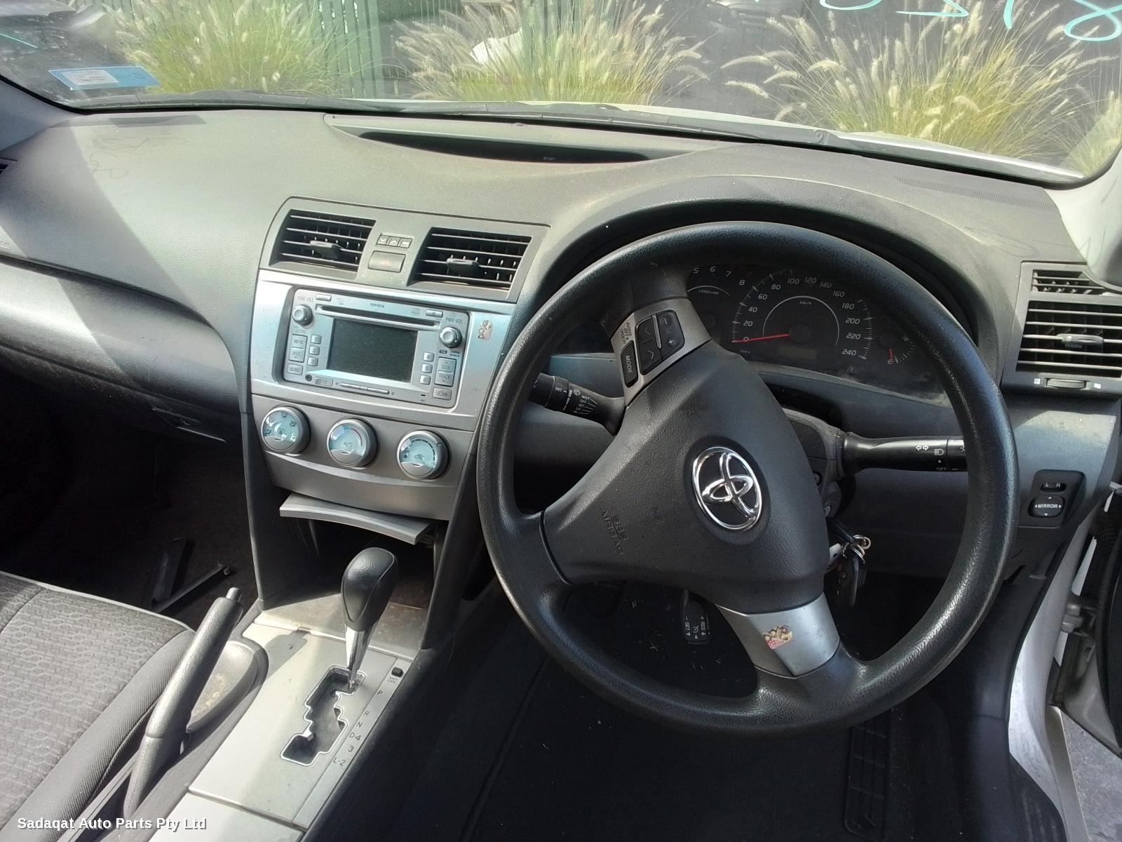 Toyota Camry Right Door Mirror