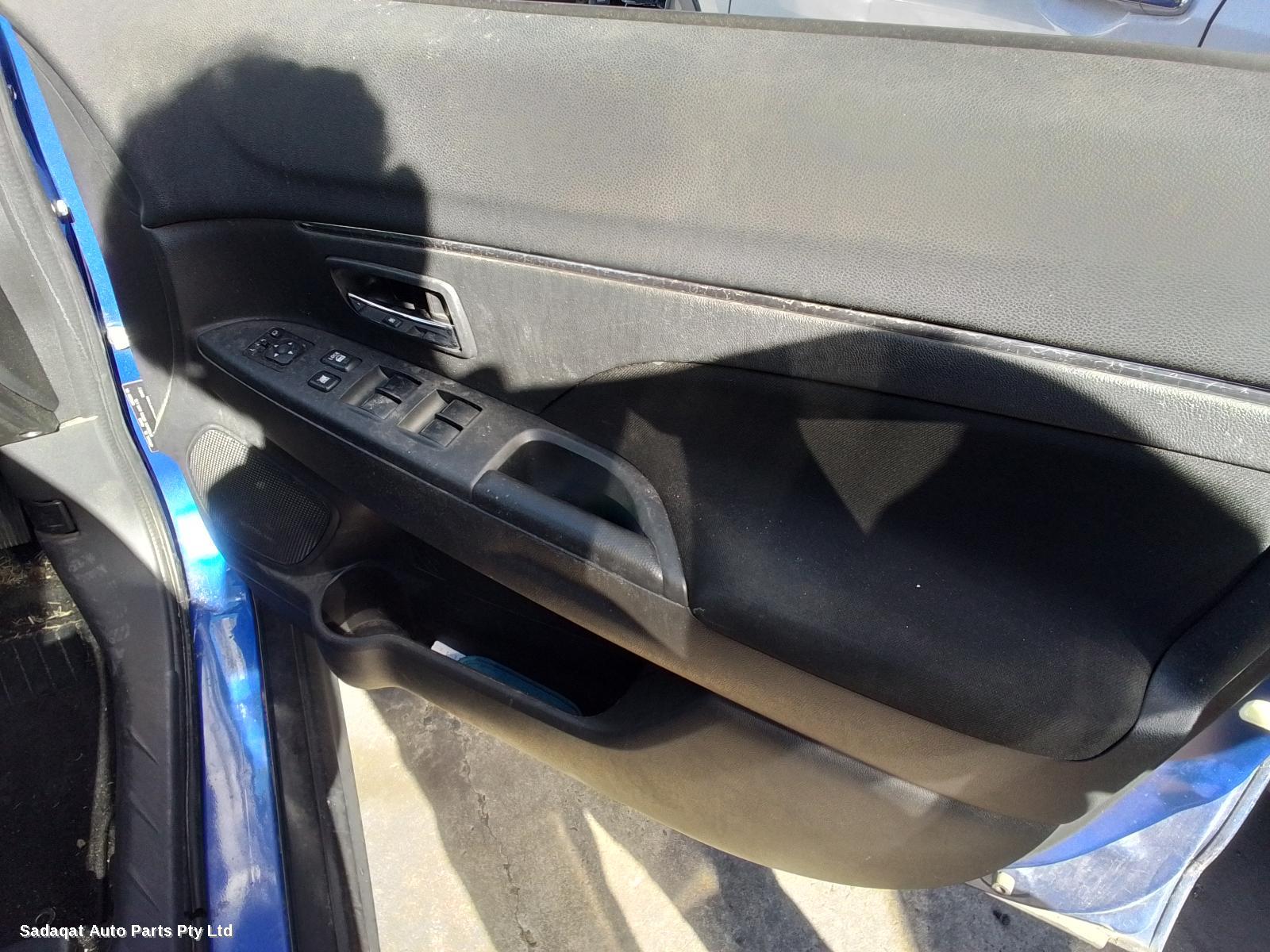 Mitsubishi Asx Right Door Mirror