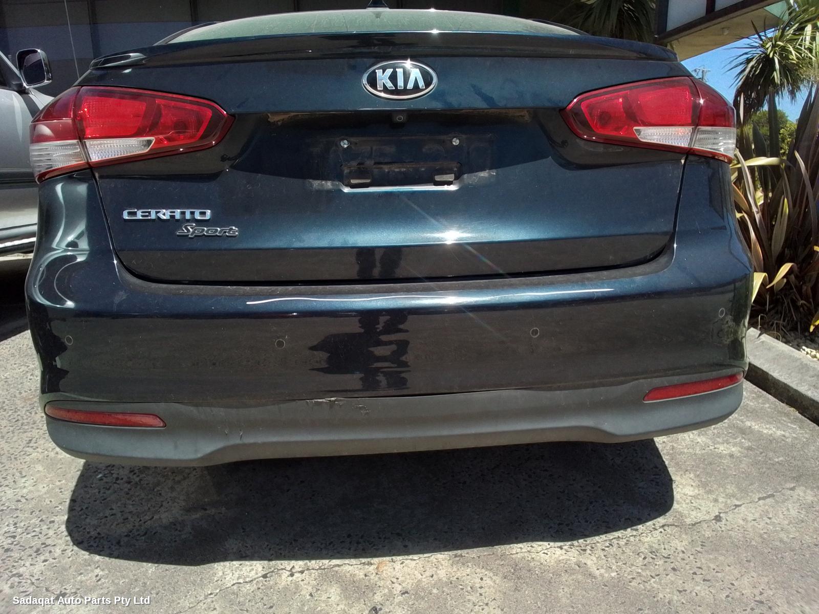 Kia Cerato Left Guard
