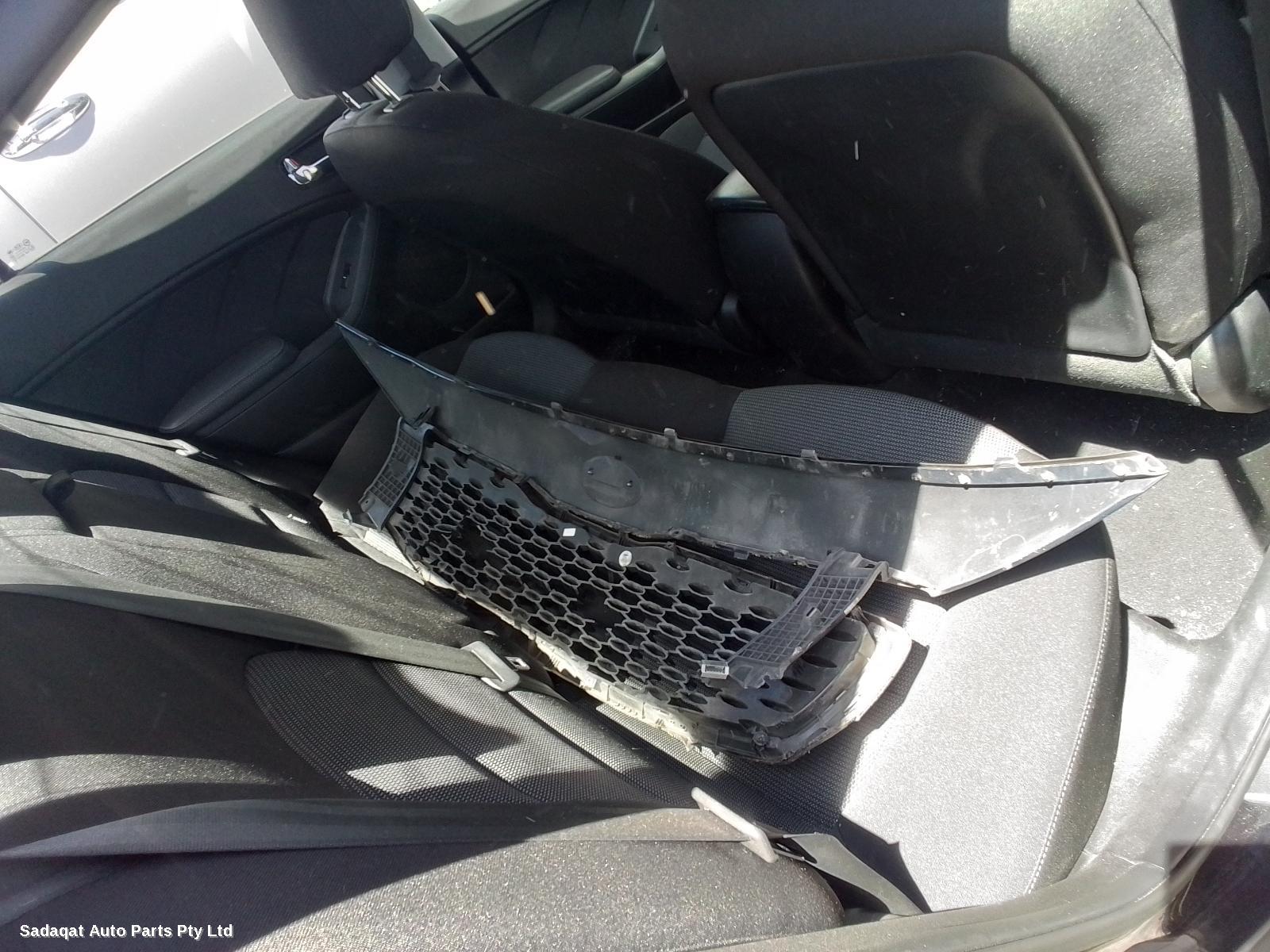 Kia Cerato Left Guard