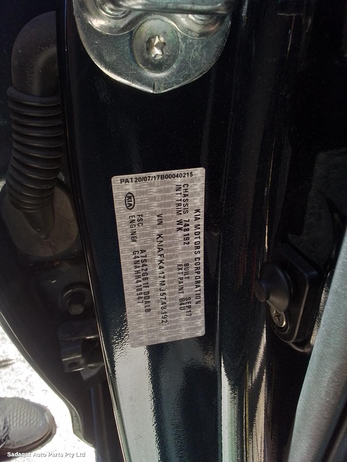 Kia Cerato Left Guard