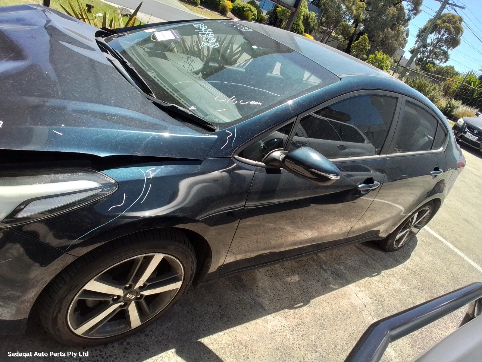 Kia Cerato Left Guard