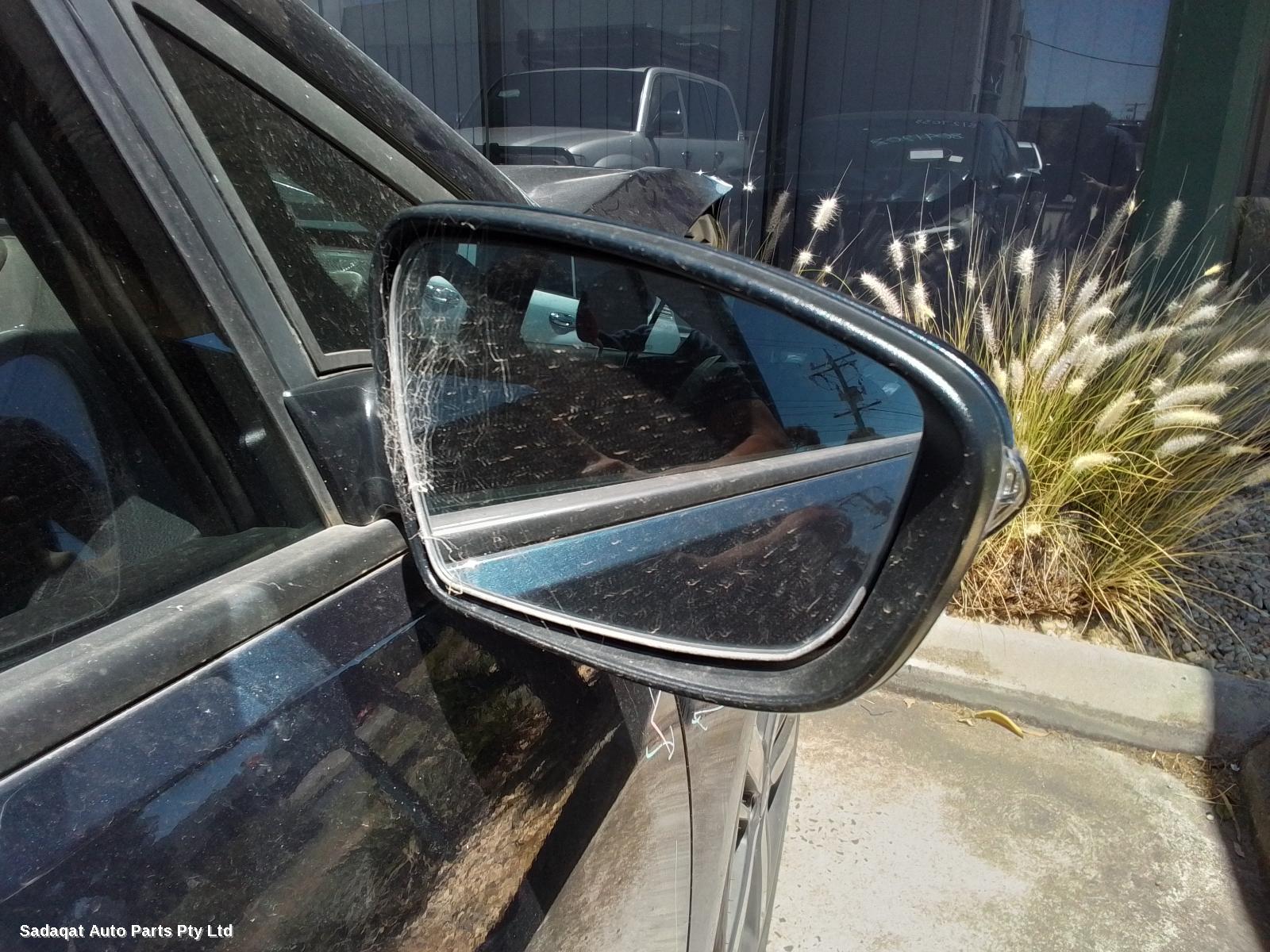 Kia Cerato Left Guard