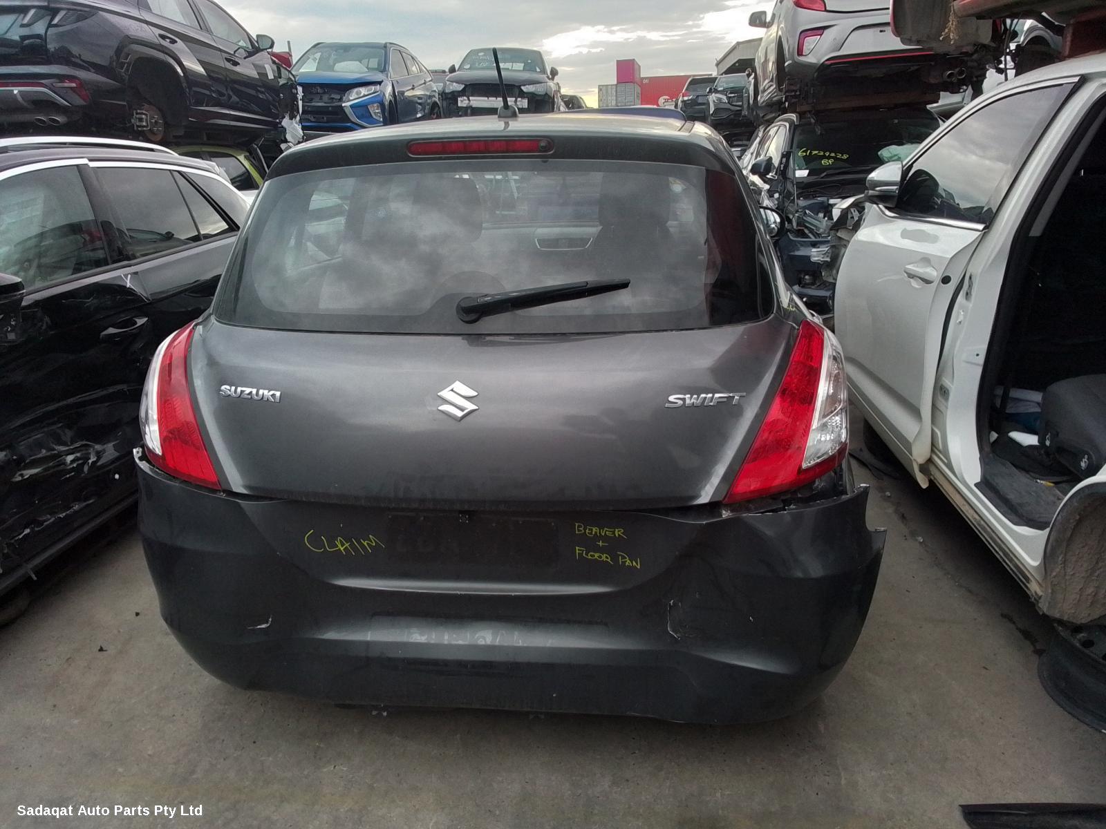 Suzuki Swift Left Door Mirror