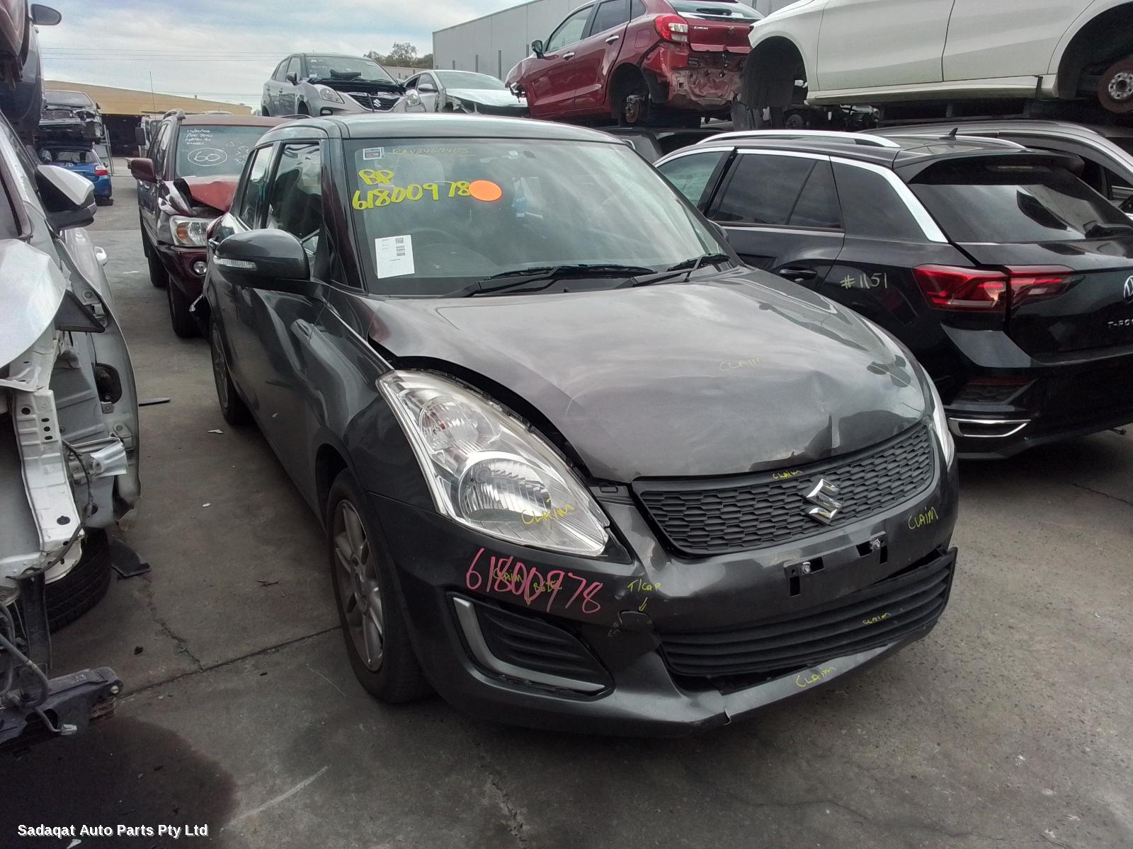 Suzuki Swift Right Door Mirror