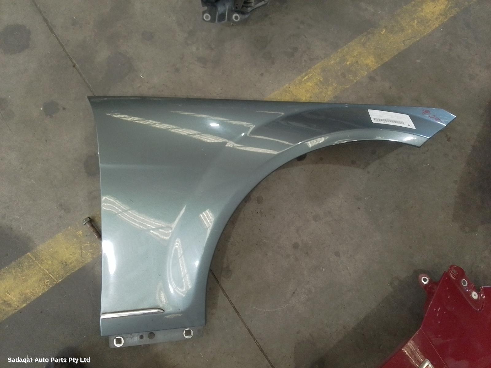 Mercedes C Class Right Guard