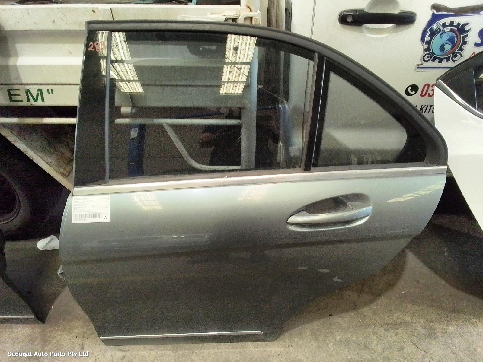 Mercedes C Class Left Rear Door/sliding