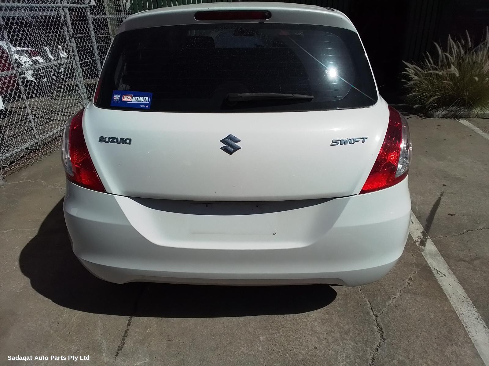 Suzuki Swift Left Front Door