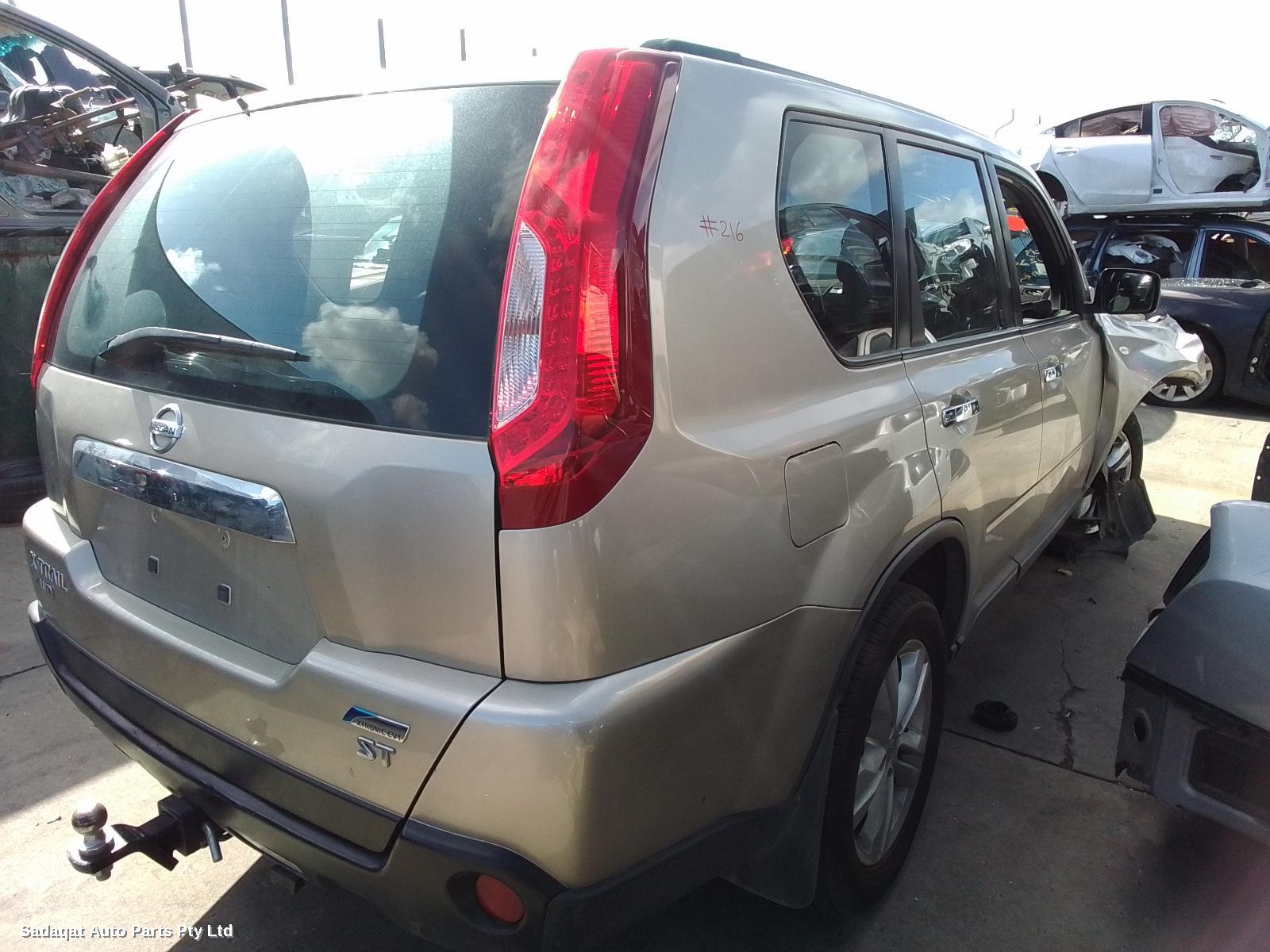 Nissan Xtrail Right Door Mirror