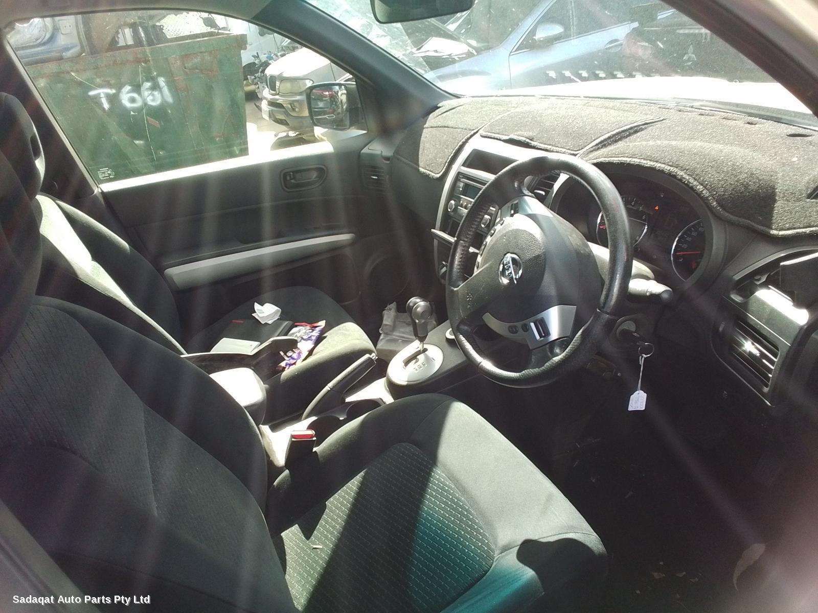 Nissan Xtrail Right Door Mirror