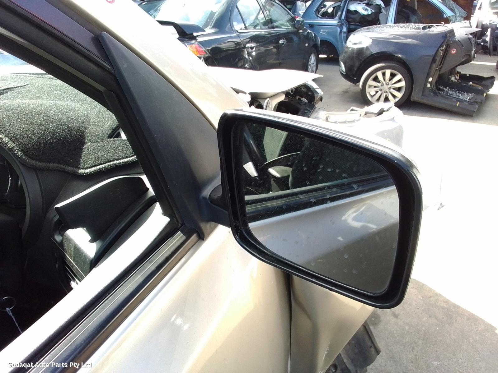 Nissan Xtrail Right Door Mirror