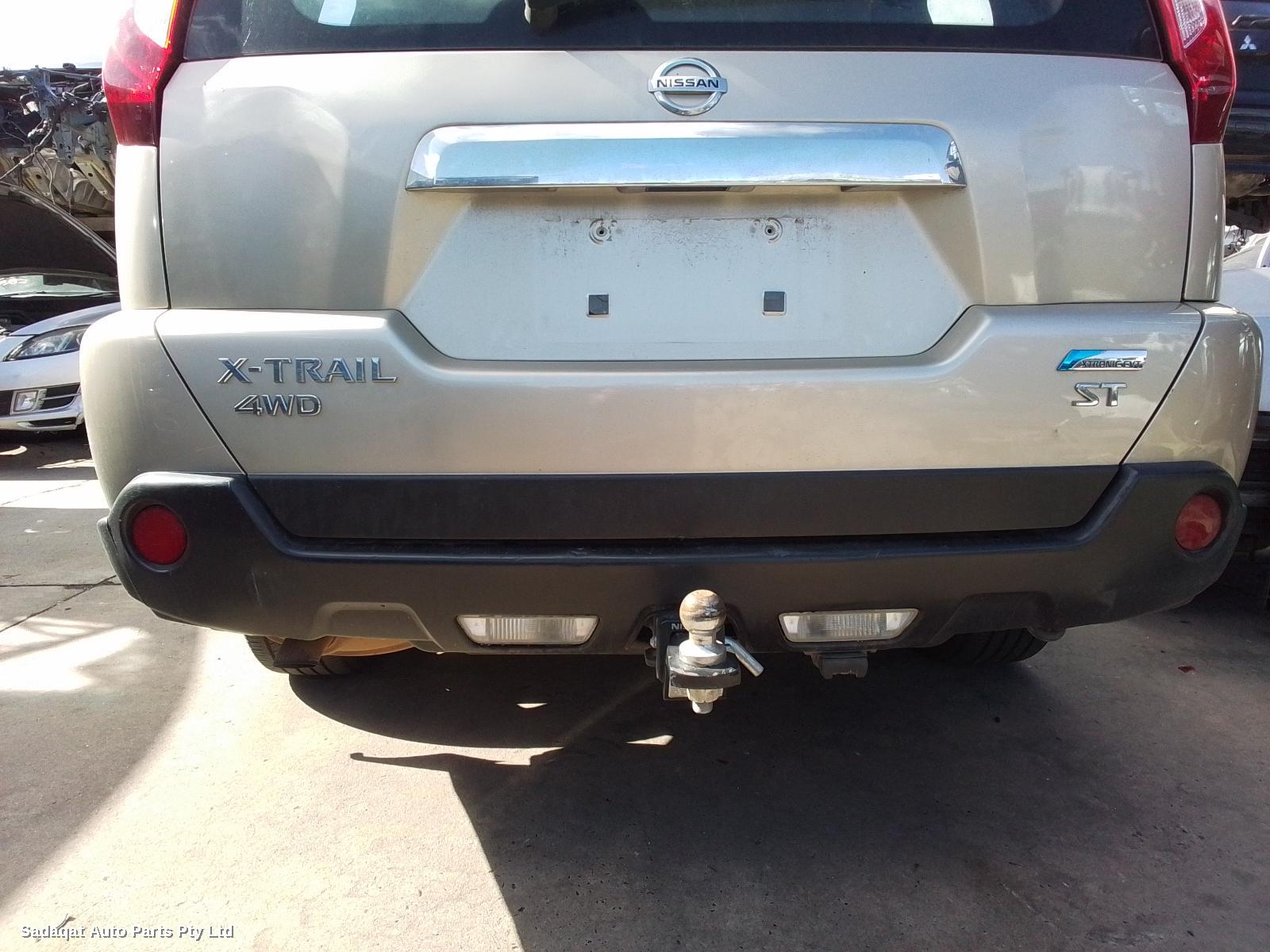 Nissan Xtrail Right Door Mirror
