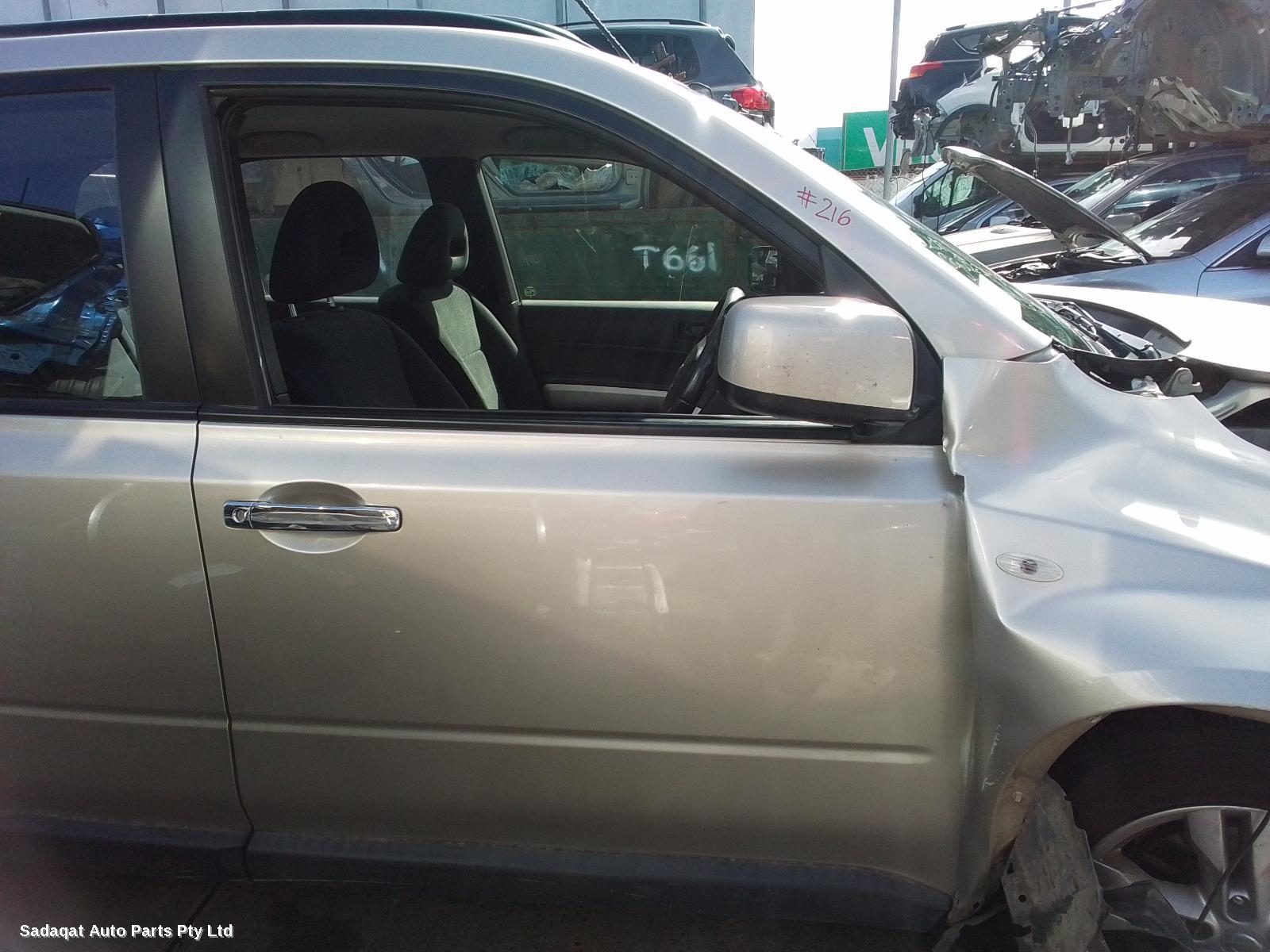 Nissan Xtrail Right Door Mirror